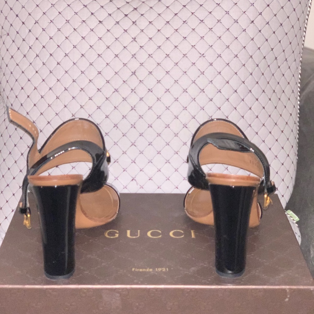 Gucci Black Patent Leather Block-Heel Sandals with Gold Hardware - Picture 10 of 10